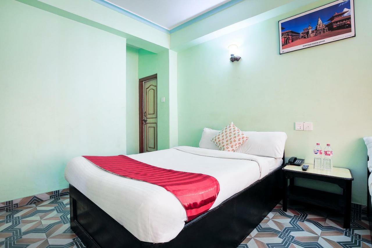Hotel Rudrakshya Покхара Екстер'єр фото